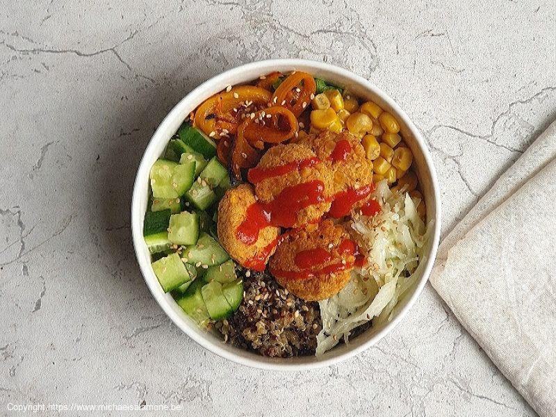 Bowl au beignets de lentilles, quinoa et maïs (2)